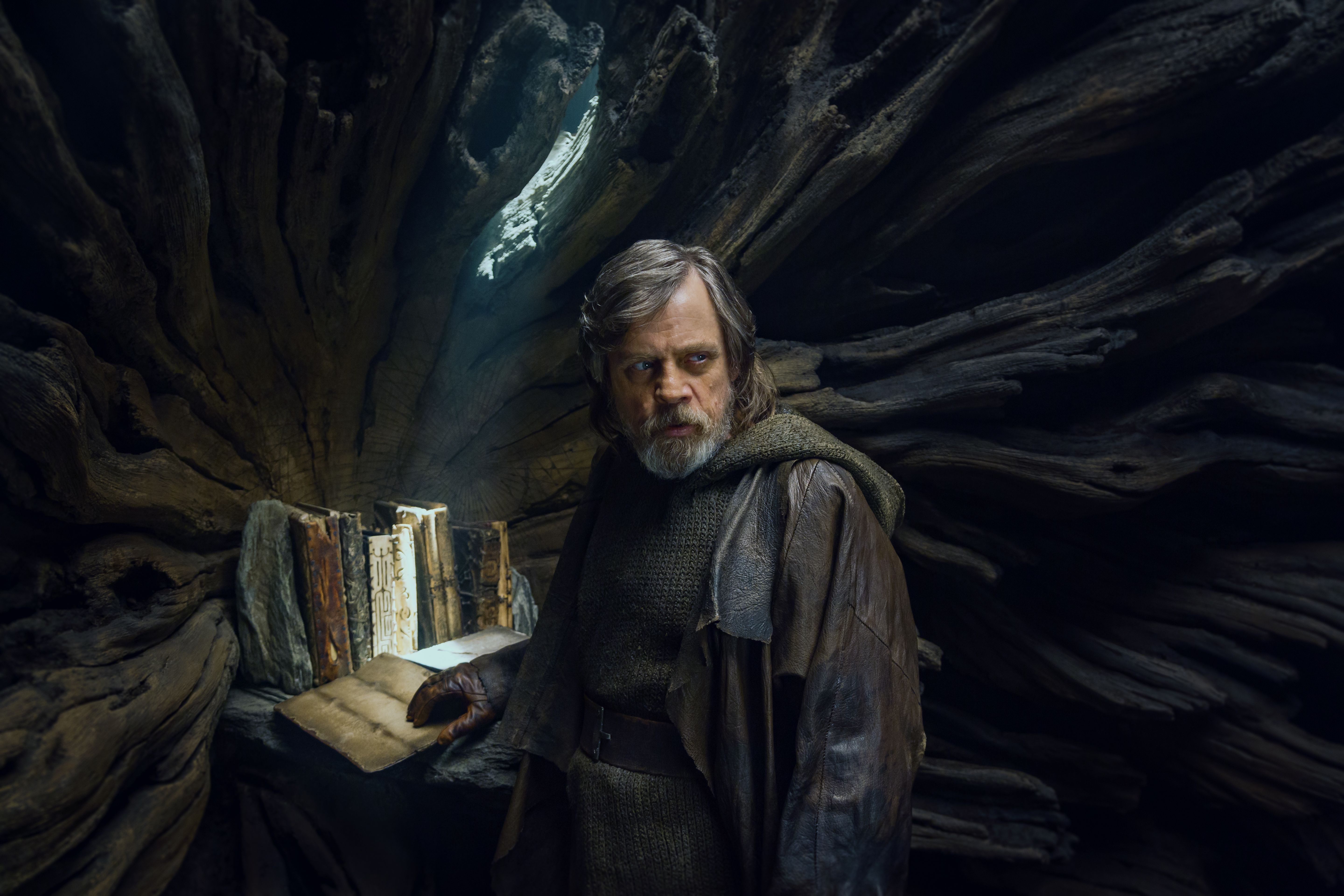 Mark Hamill acepta un Luke Skywalker digital en futuras Star Wars 3